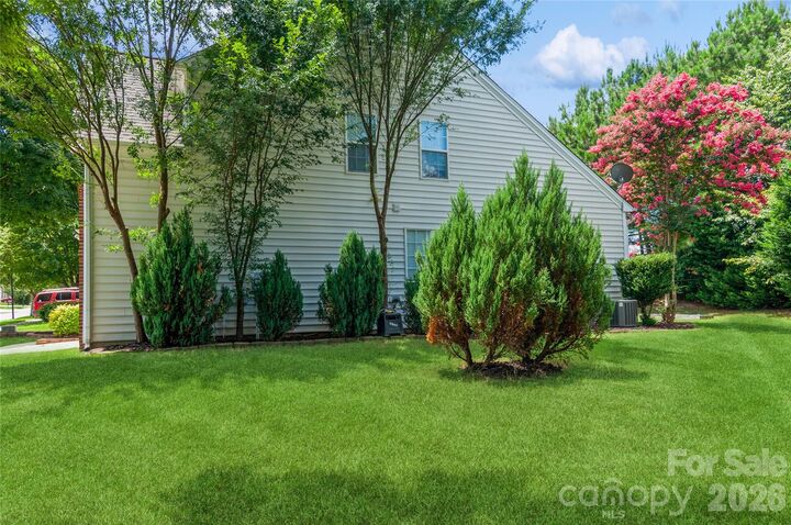 Property Photo:  18302 Victoria Bay Drive  NC 28031 