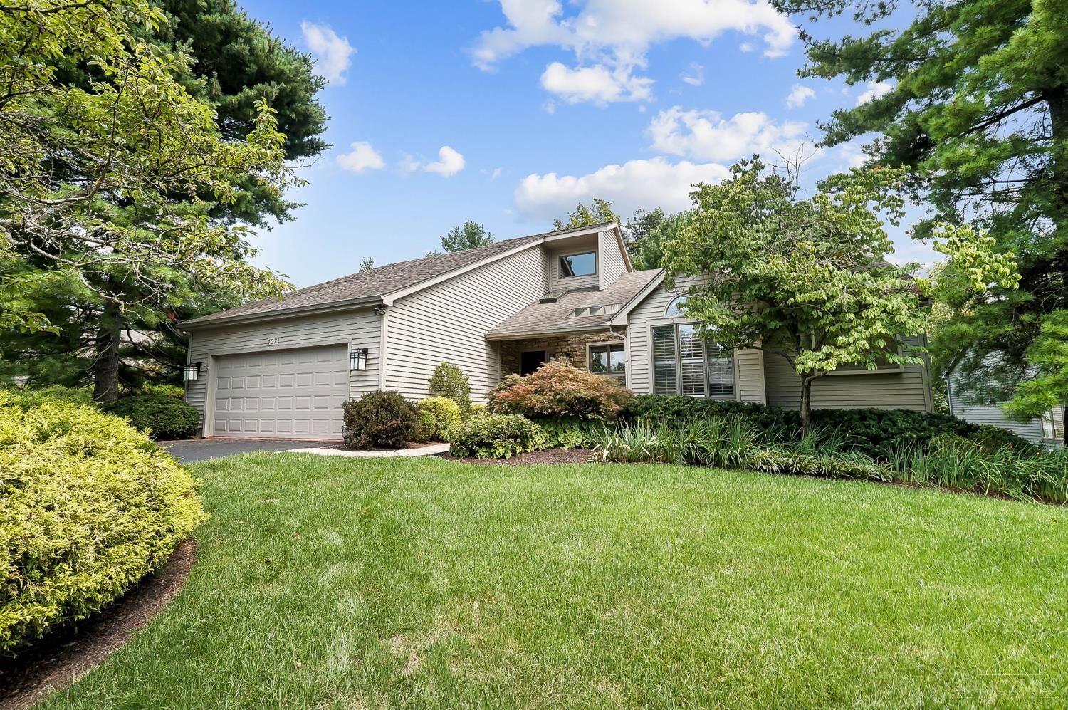 Property Photo:  107 Bentwood Court  OH 45241 