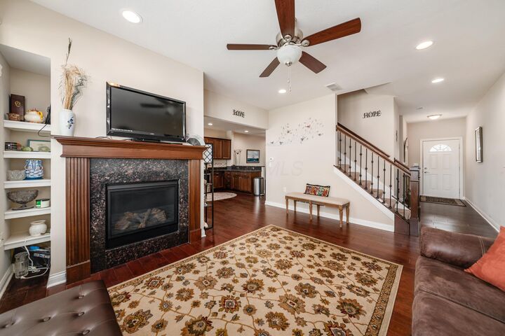 Property Photo: 3836 Saint Malo Way OH 43221