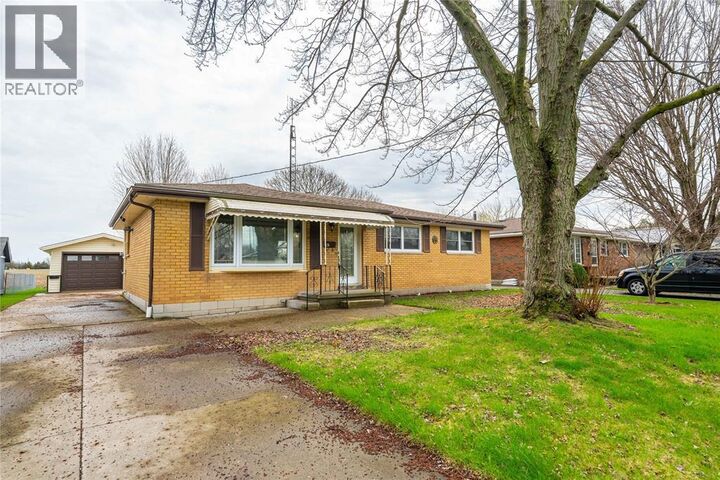 Photo de la propriété:  28 Highland Drive  ON N8A 2K4 