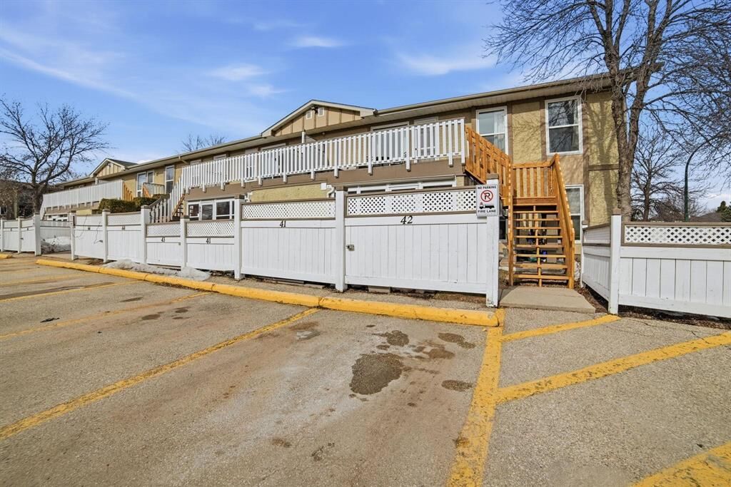 Photo de la propriété:  720 Blantyre Avenue  MB R2K 4G1 