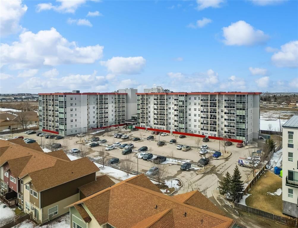 Photo de la propriété:  70 Barnes Street  MB R3T 2H9 