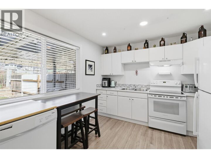 Property Photo:  1176 Ponlen Street 16  BC V2B 5N3 