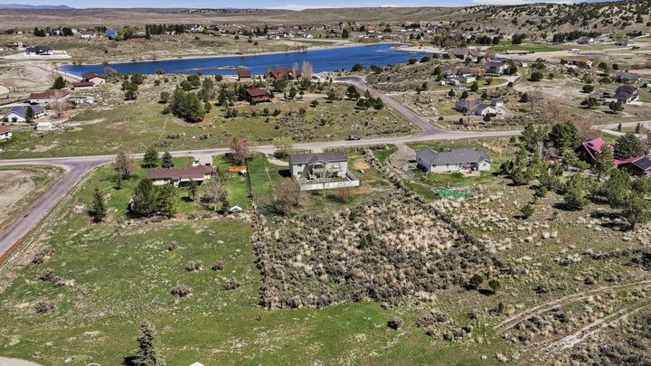 Property Photo: 522 Croydon Drive NV 89815