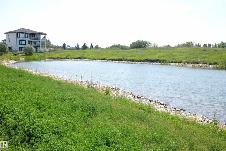 Property Photo:  9227 156 Avenue NW  AB T5Z 0S4 