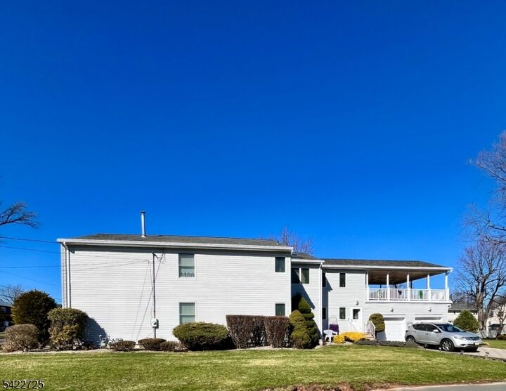 Property Photo:  932 Beatrice Pkwy  NJ 08820 