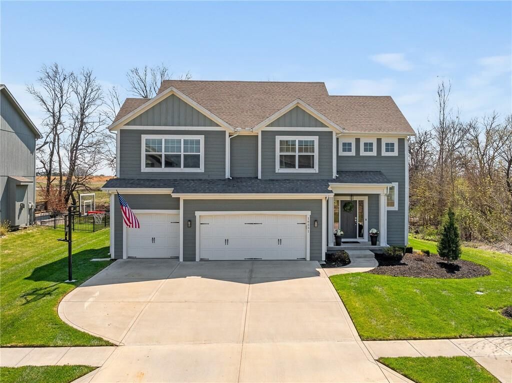 Property Photo: 18531 W 194th Terrace KS 66083