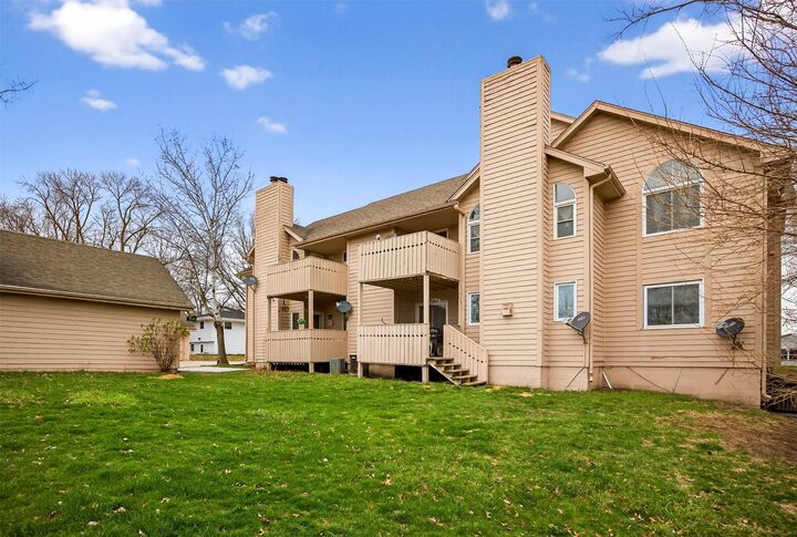 Property Photo:  401 SE Lowell Drive 6  IA 50021 