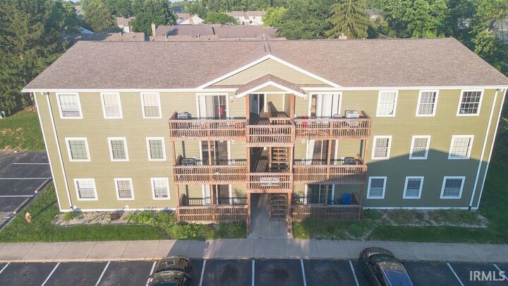 Property Photo:  3230 E John Hinkle Place D  IN 47408 