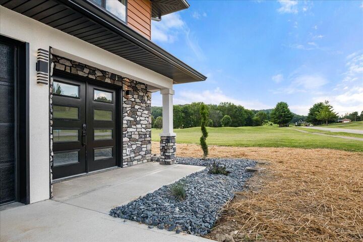 Property Photo:  143 Crooked Creek Drive Drive  KY 40744 