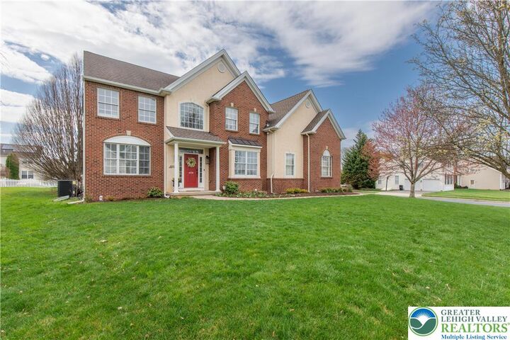 Property Photo:  4998 Derby Lane  PA 18020 