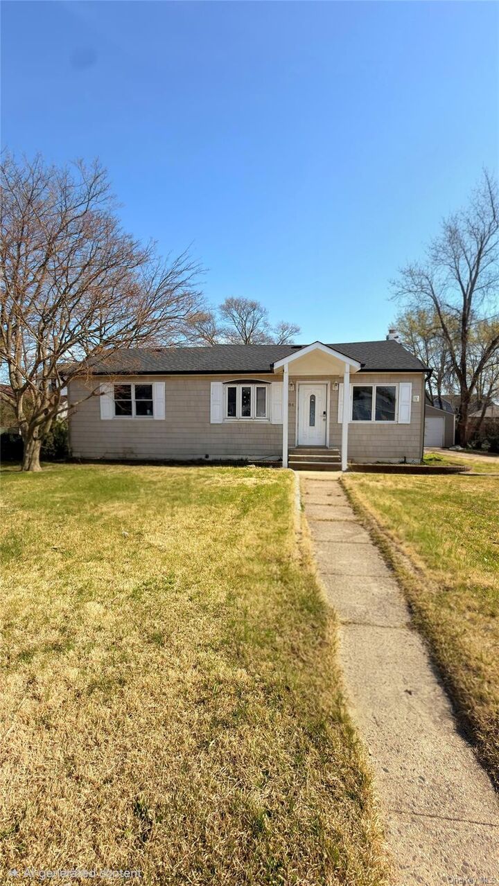 Property Photo:  284 15th Street  NY 11704 