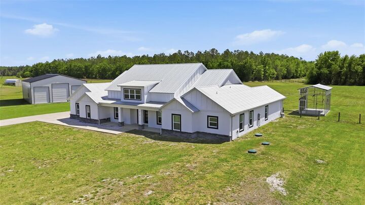 Property Photo: 2301 C 478A FL 33597