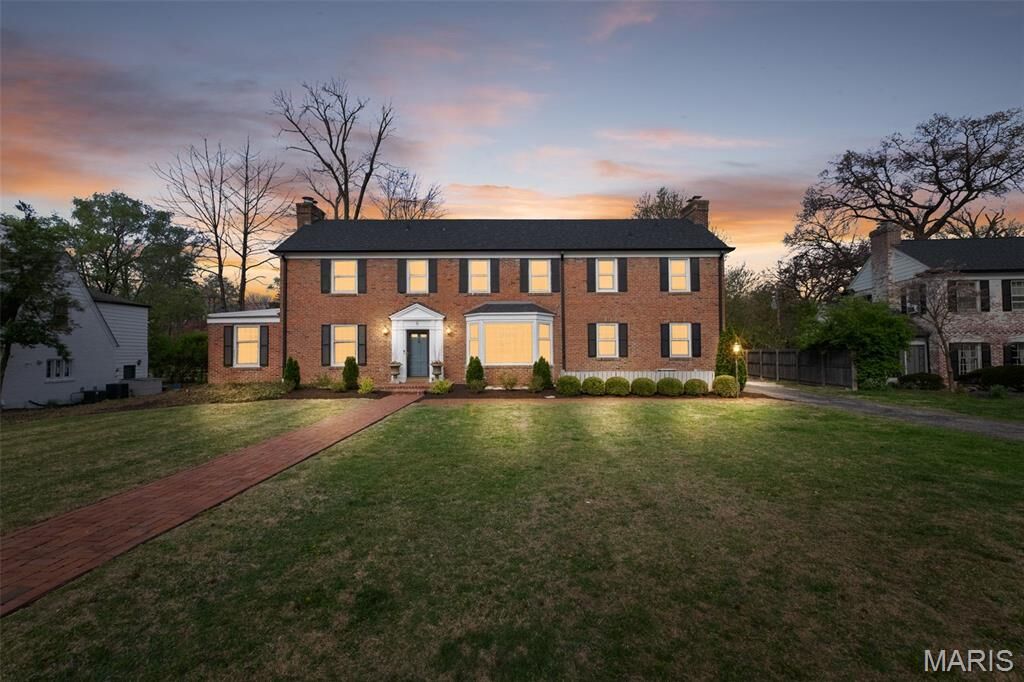 Property Photo:  6 Willow Hill Road  MO 63124 