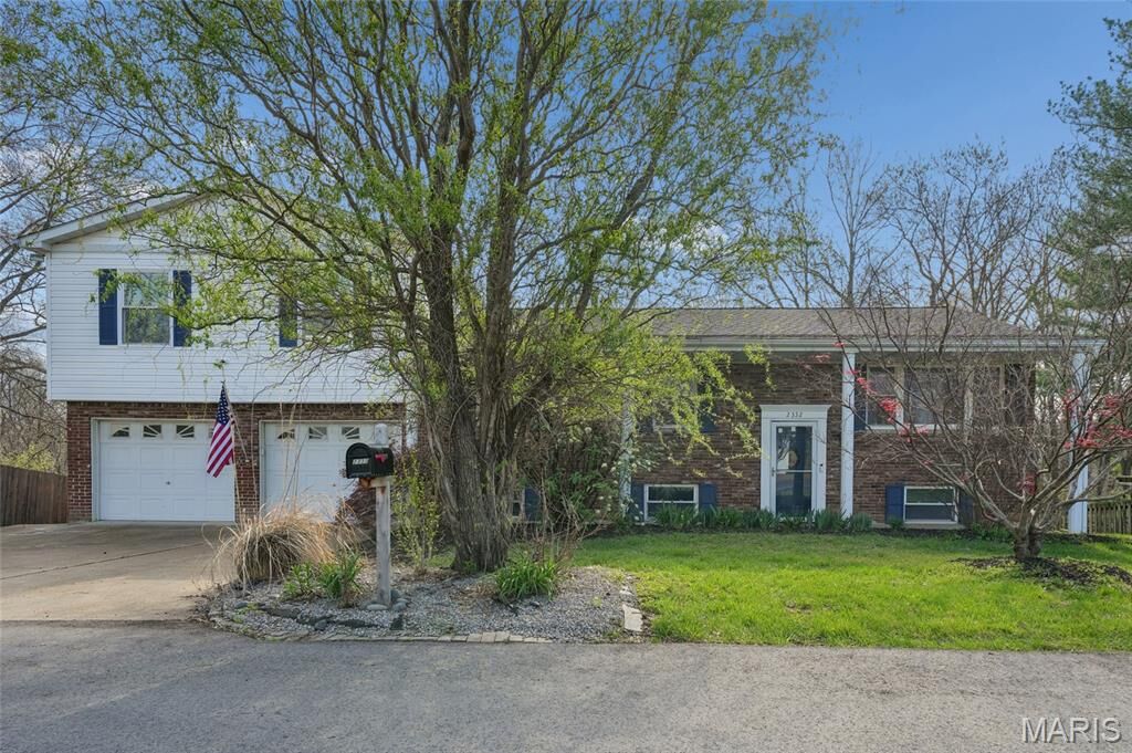 Property Photo:  2332 Mickey Drive  MO 63049 