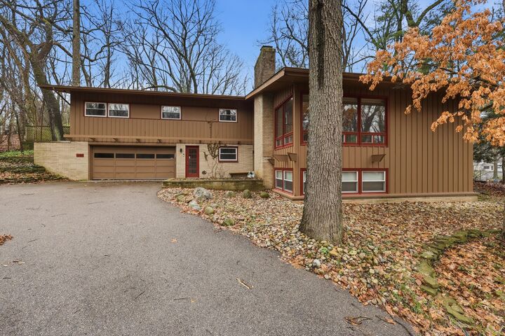 Property Photo:  2146 Treehaven Drive  MI 49008 
