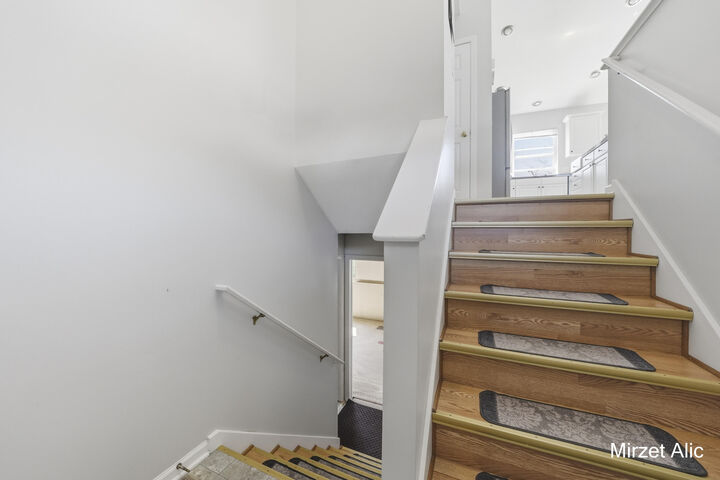 Property Photo:  300 Regent Street SE  MI 49548 