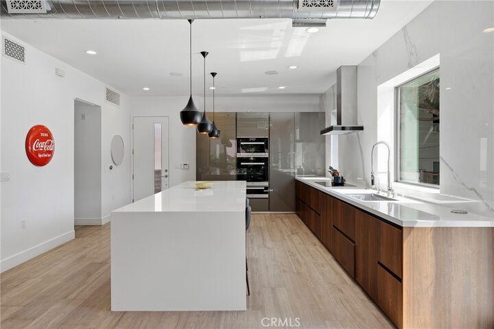 Property Photo:  4141 Duquesne Avenue 4  CA 90232 