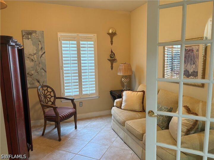 Property Photo:  1390 Sweetwater Cove 203  FL 34110 