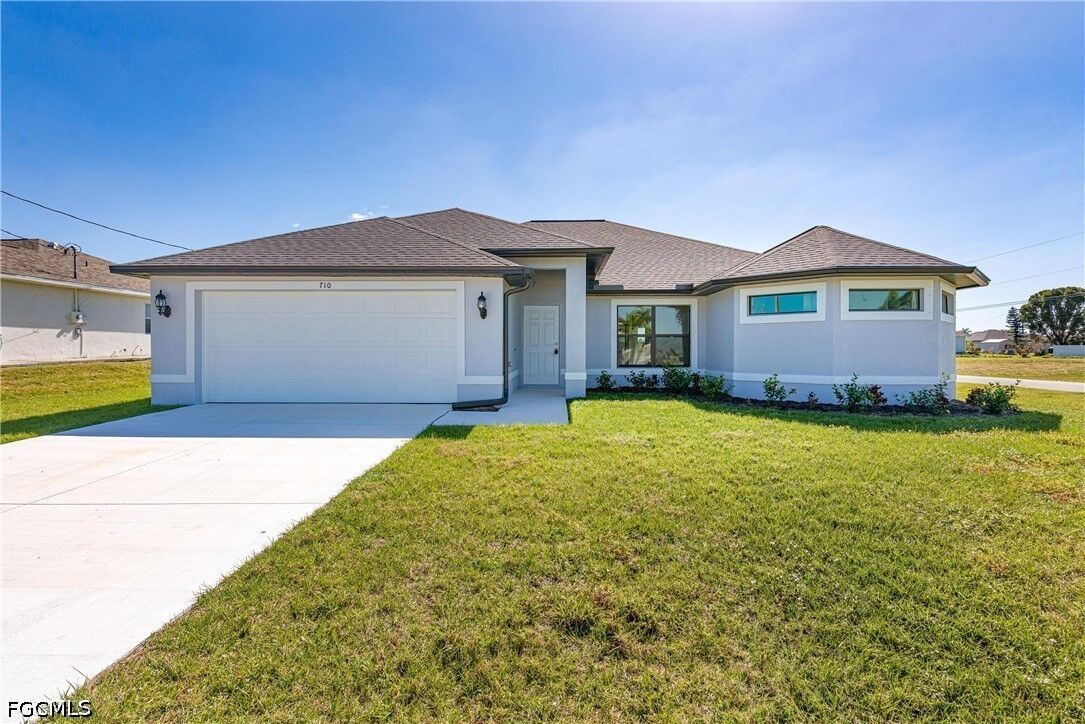 Property Photo:  710 NW 2nd Lane  FL 33993 