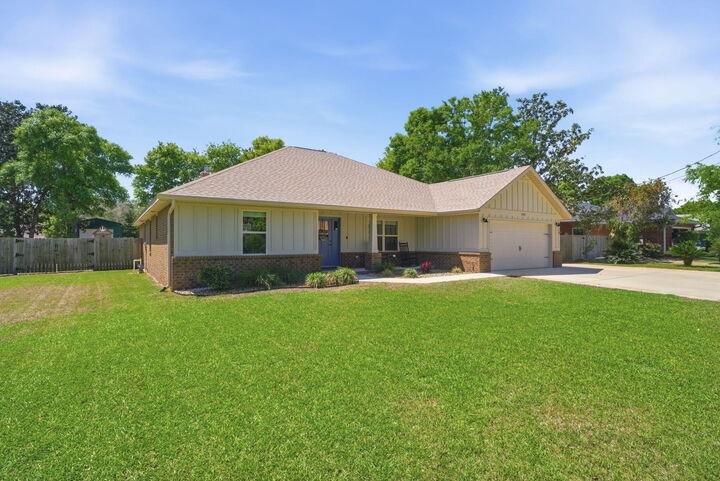 Property Photo:  7285 Mossy Oaks Drive  FL 32566 