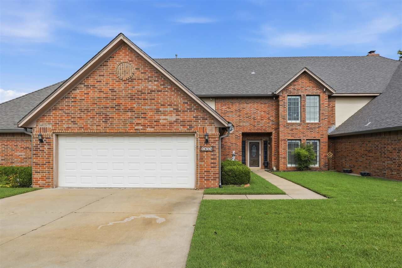 Property Photo:  1414 Reveille Dr  OK 74604 