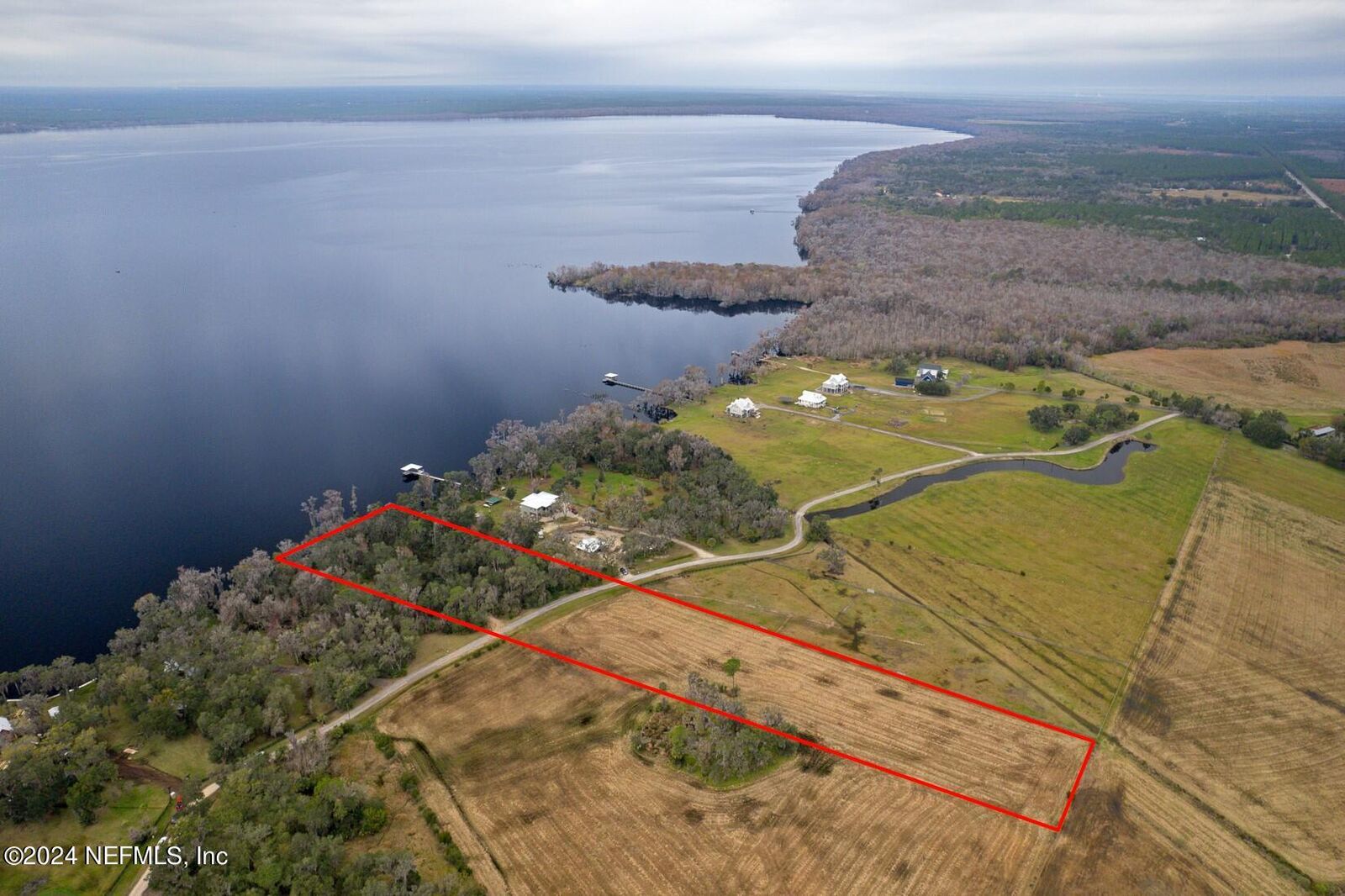 Property Photo: 14755 Andalusia Trail FL 32110