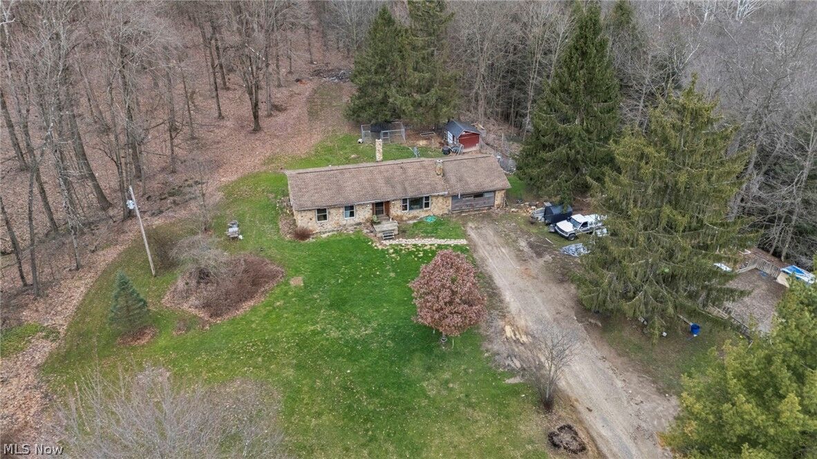 Property Photo:  9918 Overton Road  OH 44214 