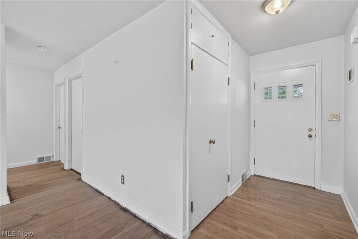 Property Photo: 856 E Highland Avenue OH 44691