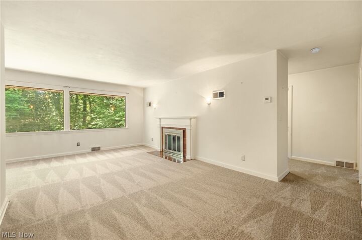 Property Photo:  856 E Highland Avenue  OH 44691 