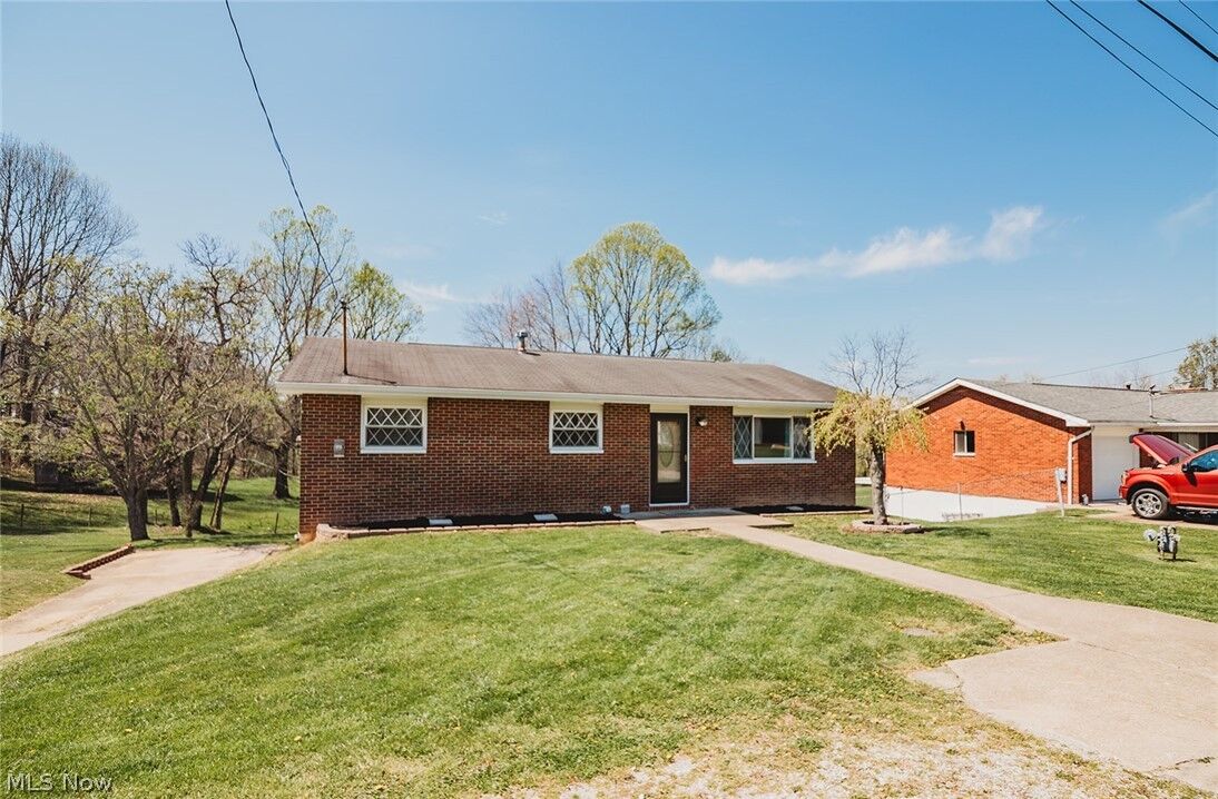 Property Photo: 19 Osborne Street WV 26181
