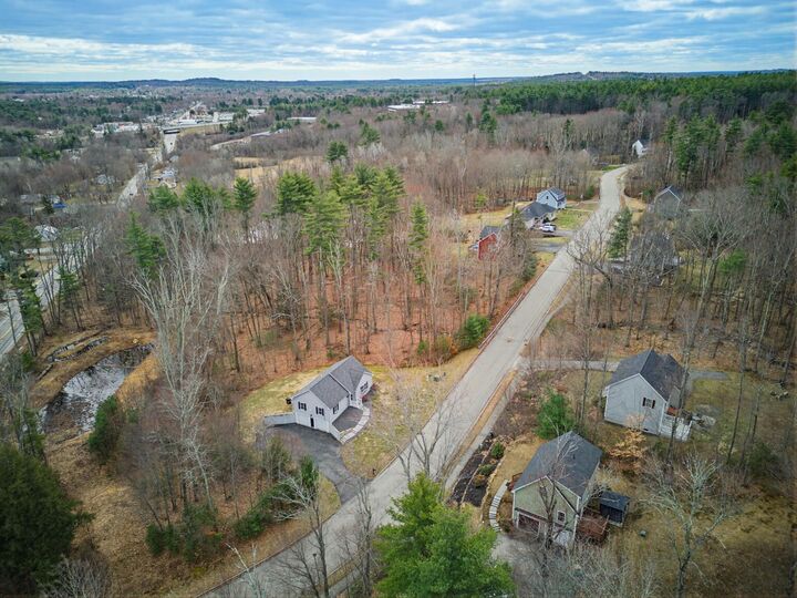 Property Photo:  12 Ebony Drive  NH 03867 