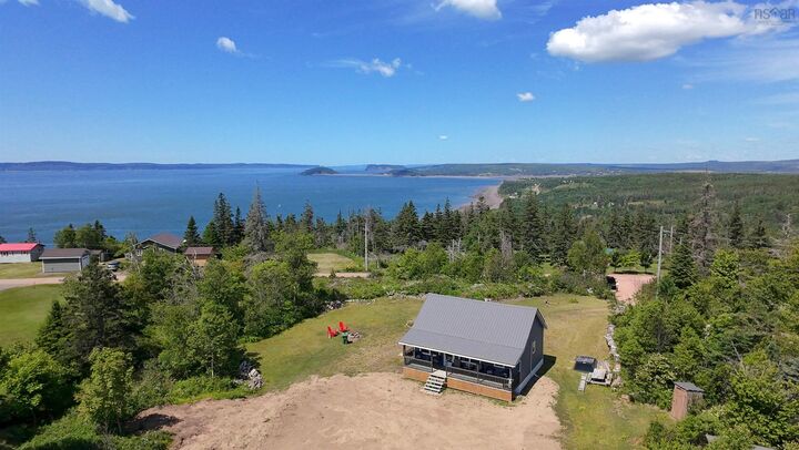 4 Ridgeview Lane — photo 1
