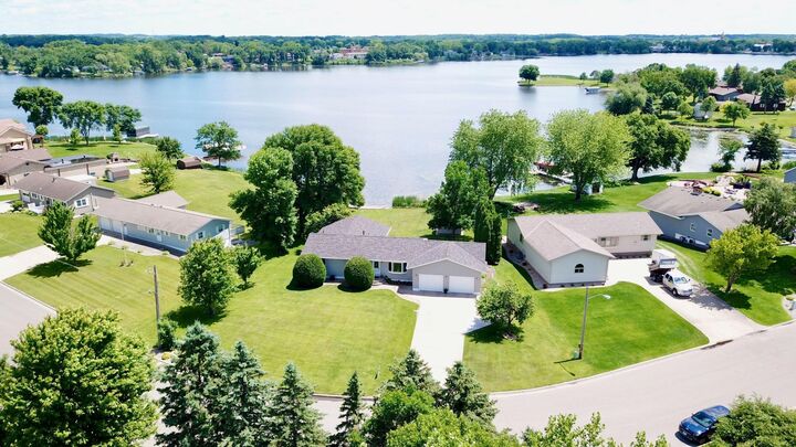Property Photo:  500 Hickman Drive  MN 56378 