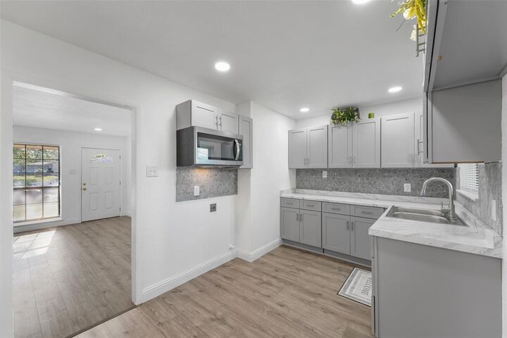 Property Photo:  7421 Woodshire Drive  TX 75232 