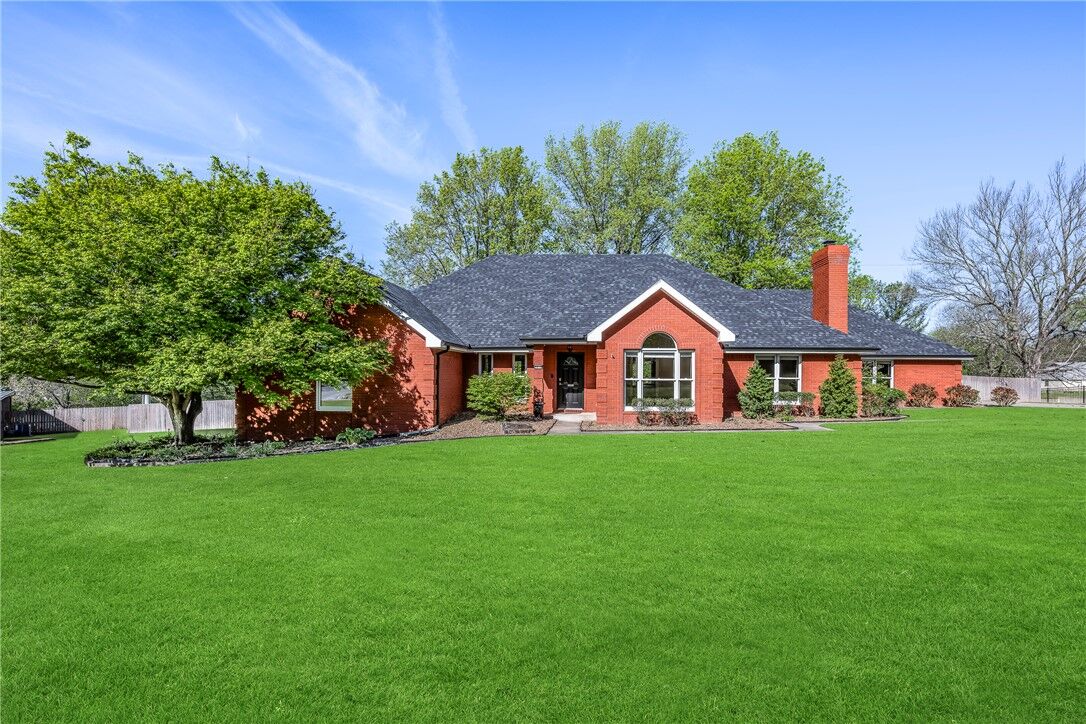 Property Photo: 3874 Tahoe Circle Drive AR 72762