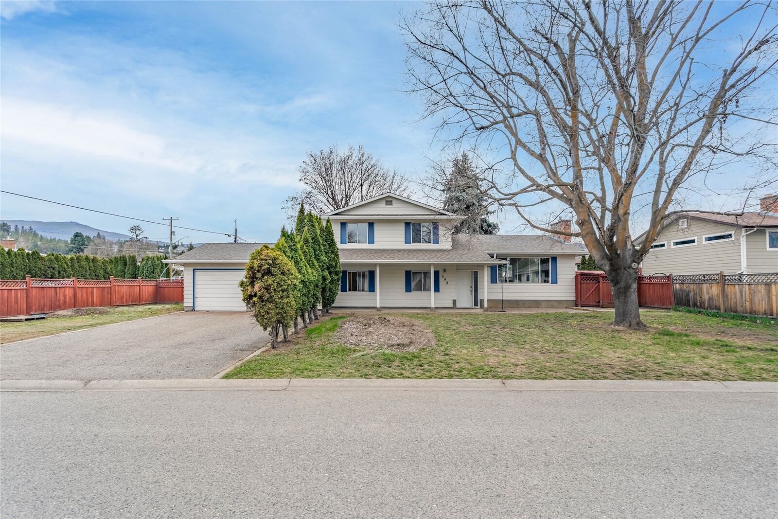 Property Photo:  693 Paret Place  BC V1W 2K6 