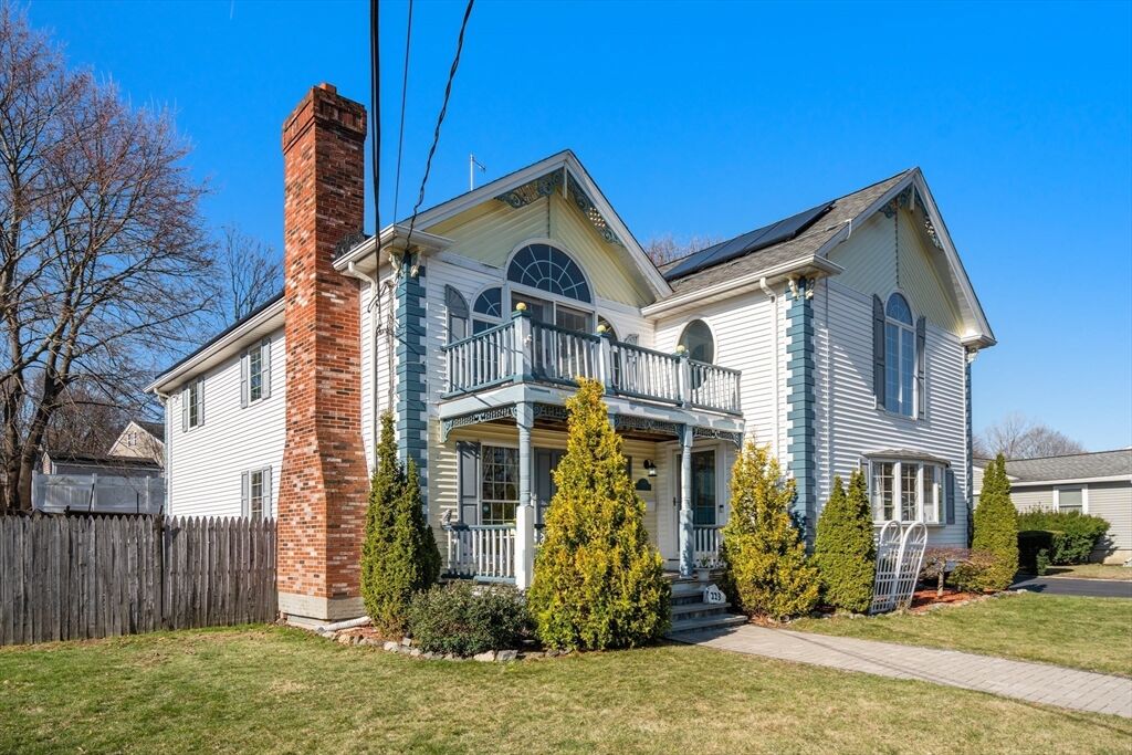 Property Photo:  113 Temple Rd  MA 02452 