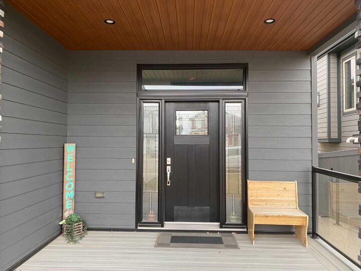 Property Photo:  5402 43 Street  AB T1G 0E2 