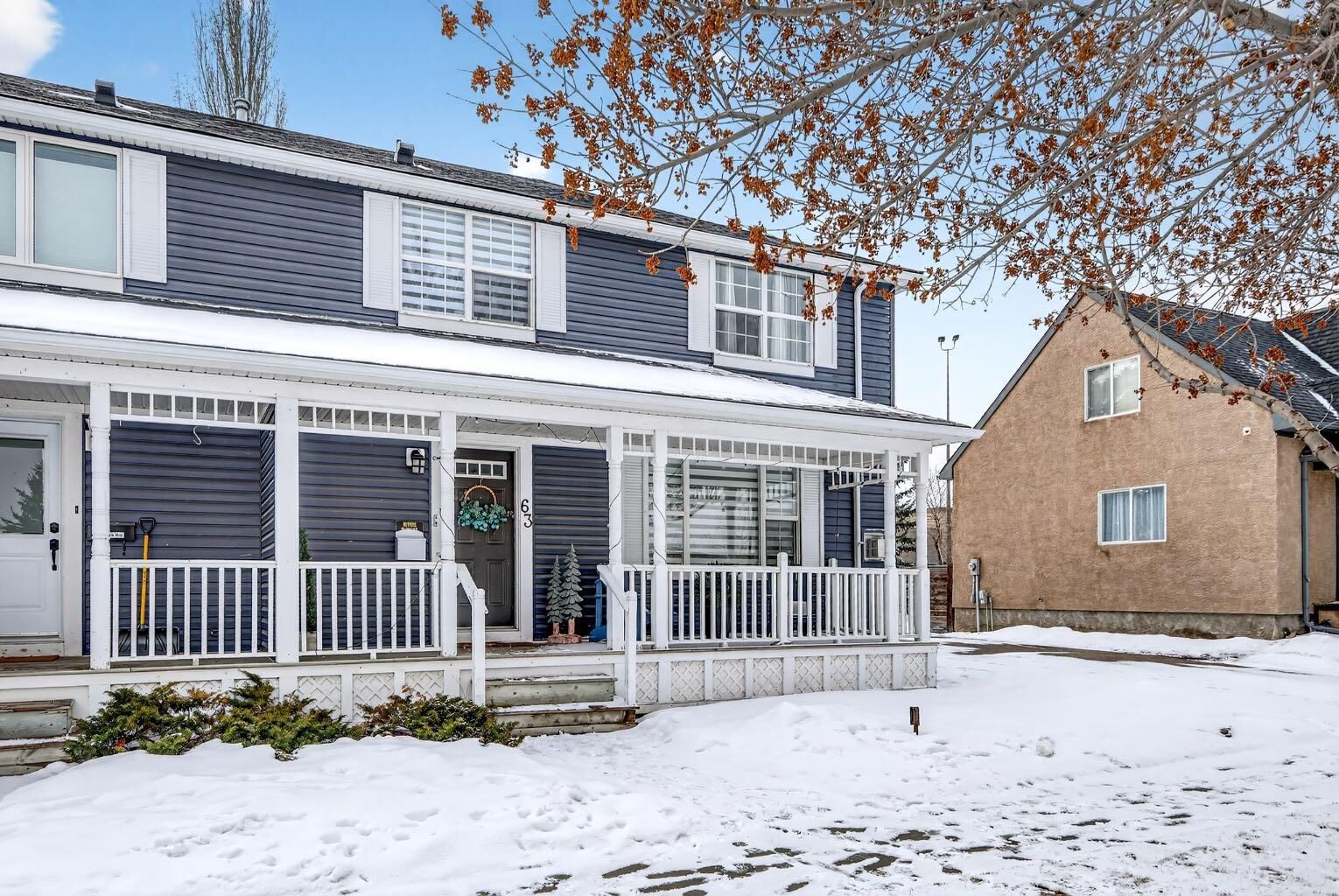 Property Photo:  63 Amiens Crescent SW  AB T2T 6E9 