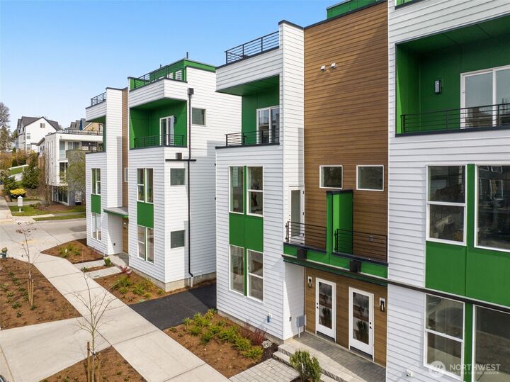 Property Photo:  906 A  28th Avenue S  WA 98144 