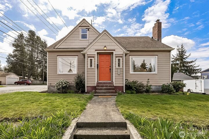 Property Photo: 5002 6th Avenue WA 98406