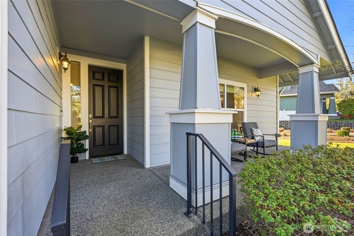 Property Photo: 14284 High Meadows Road SE WA 98272