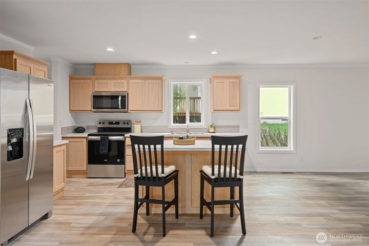 Property Photo: 799 Edgewood Avenue NE WA 98569