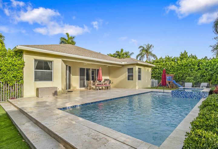 Property Photo: 48 Lake Eden Drive FL 33435