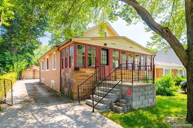 Property Photo: 8644 Nightingale Street MI 48127