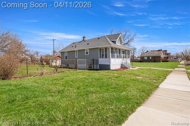 Property Photo: 12816 Conway Street MI 48217