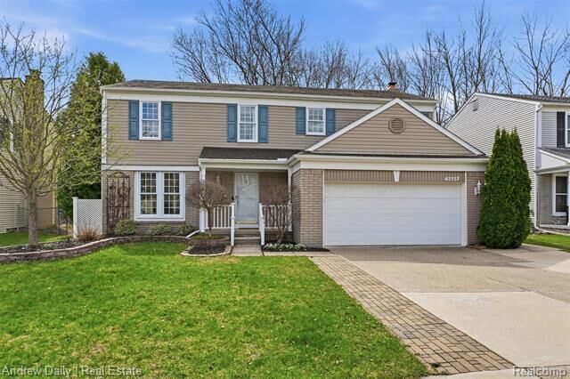 Property Photo:  43157 Lancelot Drive  MI 48188 