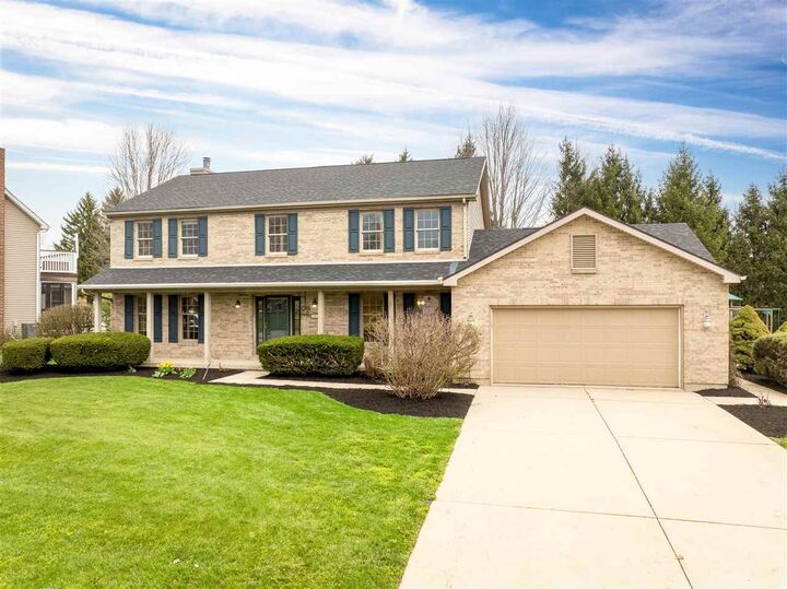 Property Photo: 1601 Hunters Pointe Drive IN 47374