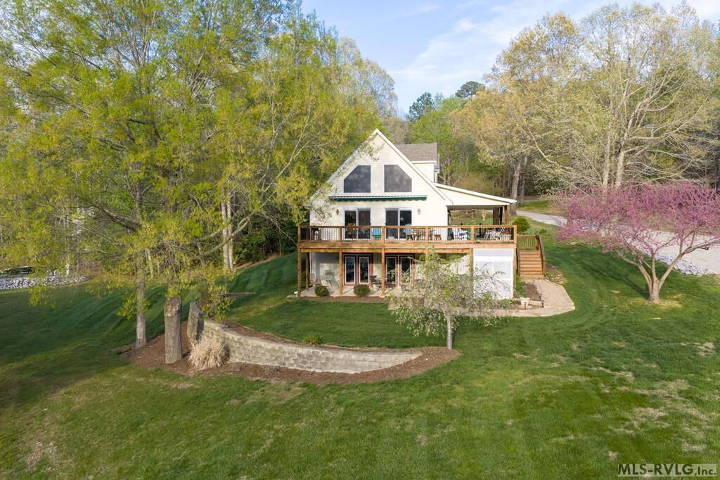 Property Photo:  272 Brandon Ct.  VA 23919 